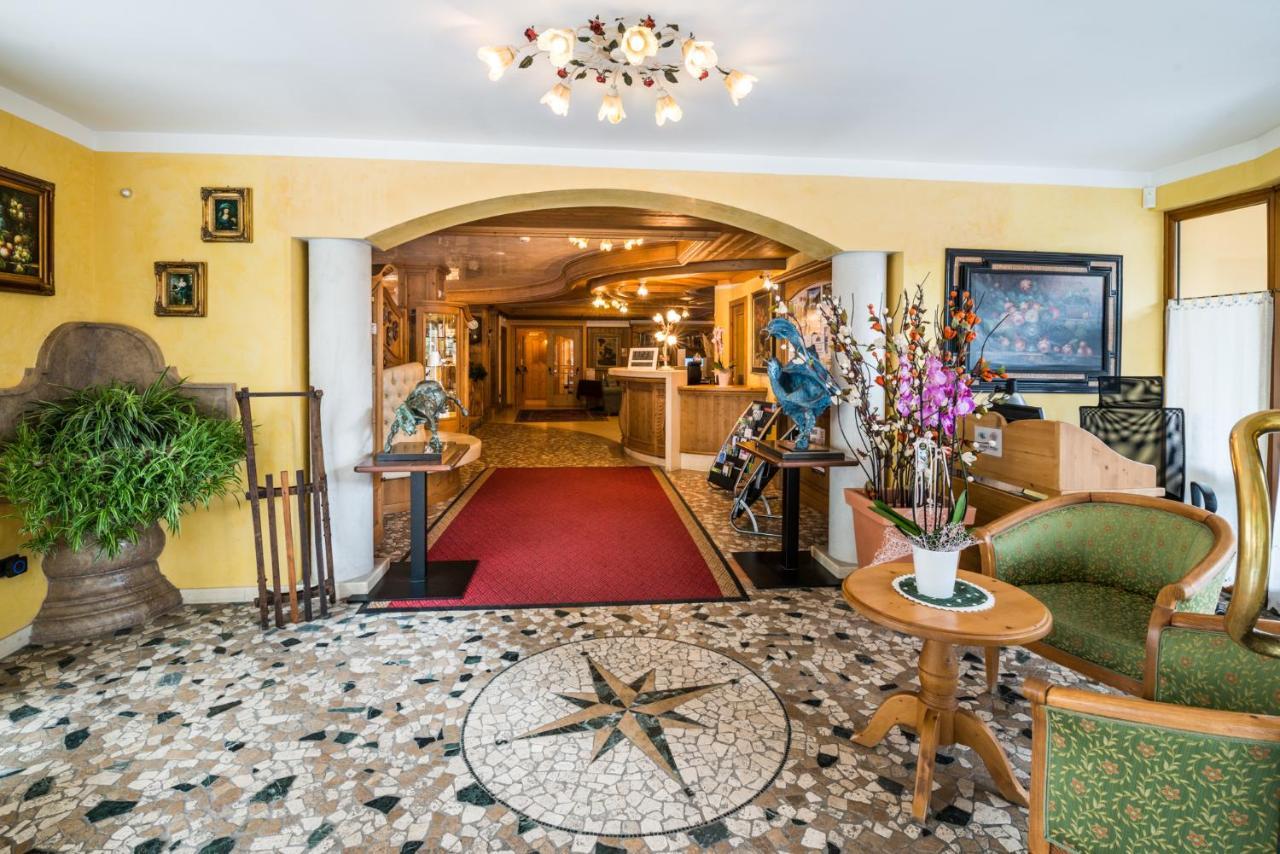 Hotel Rosa Degli Angeli Пейо Фонти Экстерьер фото
